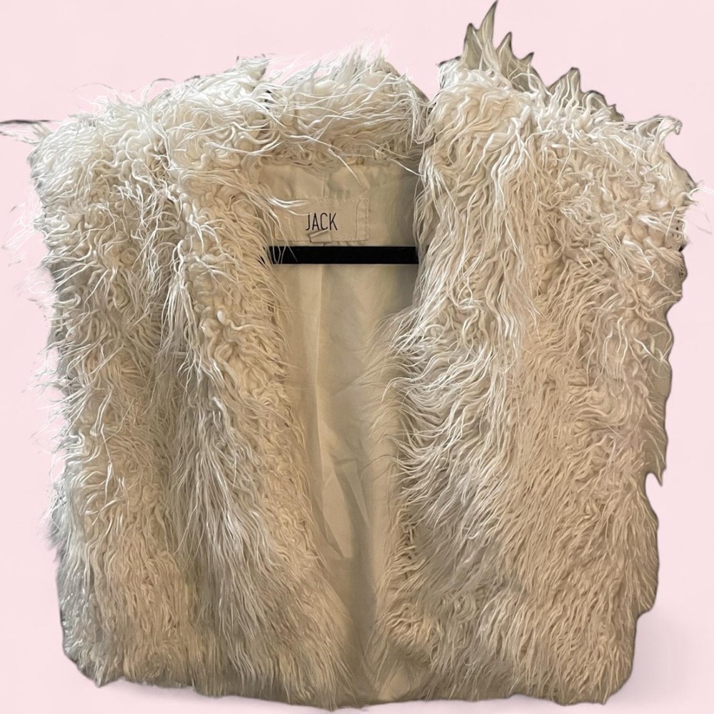 Jack by BB Dakota White Faux Fur Vest